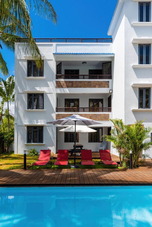 Les Cerisiers Beach Residence, Cosy And Modern 3 Bedroom Apartment Located 50 Metres From The Beach And From All Amenities And Restaurants On The Coastal Road Flic-en-Flacq Buitenkant foto