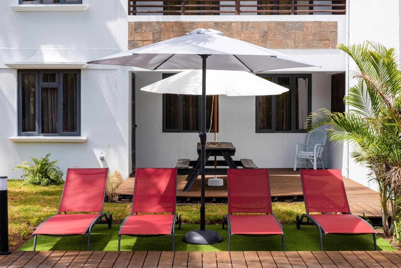 Les Cerisiers Beach Residence, Cosy And Modern 3 Bedroom Apartment Located 50 Metres From The Beach And From All Amenities And Restaurants On The Coastal Road Flic-en-Flacq Buitenkant foto